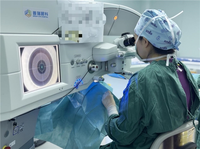 全飞秒近视手术究竟适不适合你呢？瓦力棋牌沈阳普瑞眼科丨备受追捧的